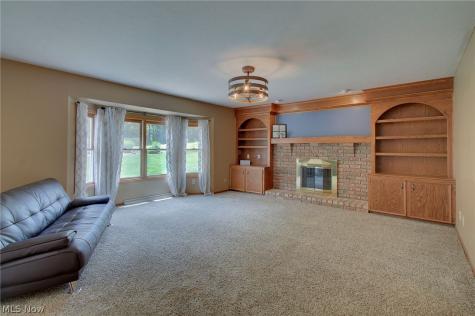 6094 Coppercove Circle NW North Canton OH 44720