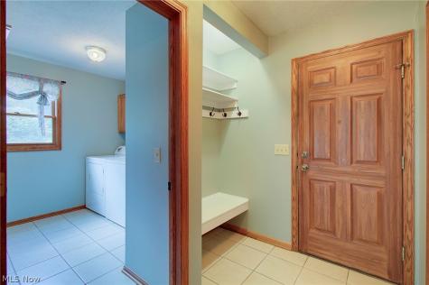6094 Coppercove Circle NW North Canton OH 44720
