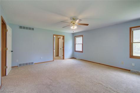 6094 Coppercove Circle NW North Canton OH 44720