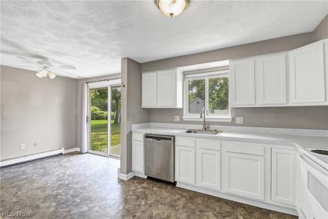 618 State Street Elyria OH 44035