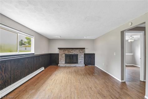 618 State Street Elyria OH 44035