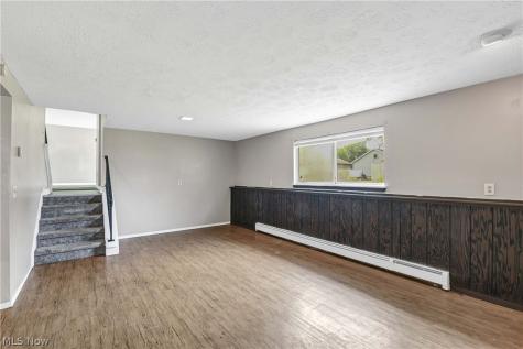618 State Street Elyria OH 44035