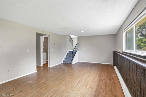 618 State Street Elyria OH 44035