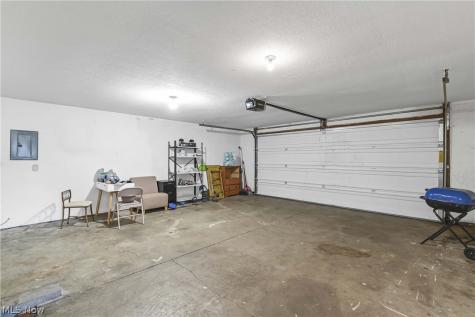 618 State Street Elyria OH 44035