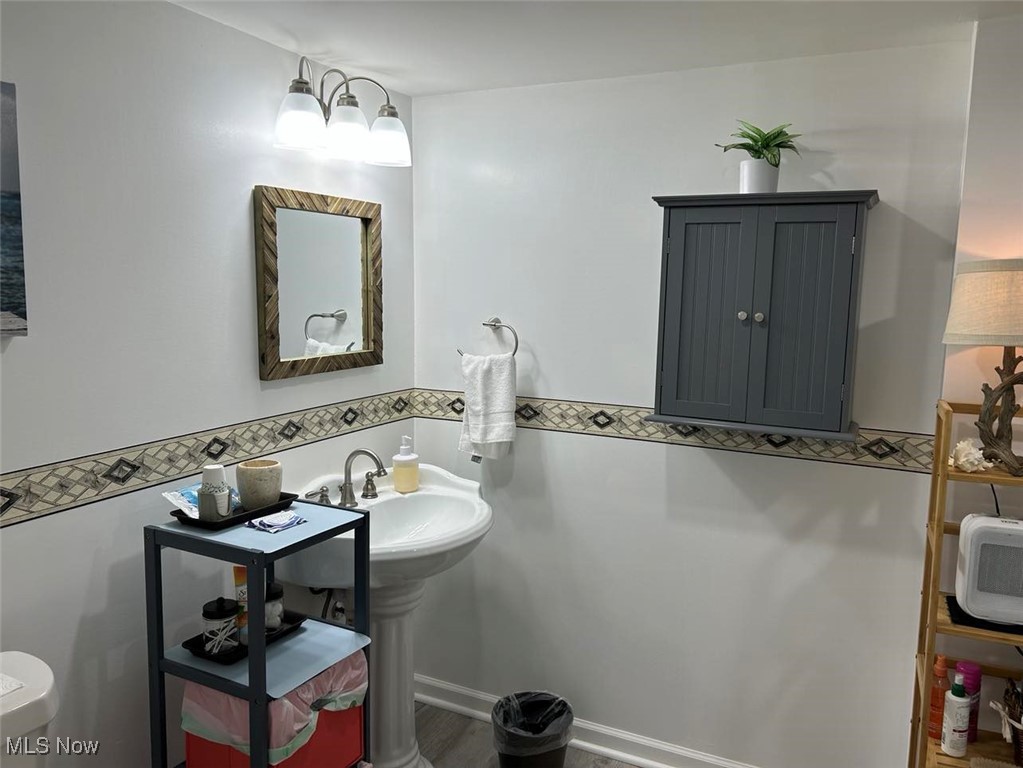 180 Elizabeth Parkway Akron OH 44304