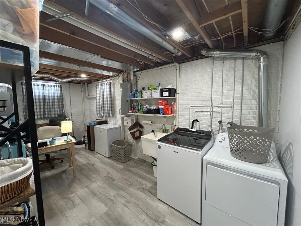 180 Elizabeth Parkway Akron OH 44304