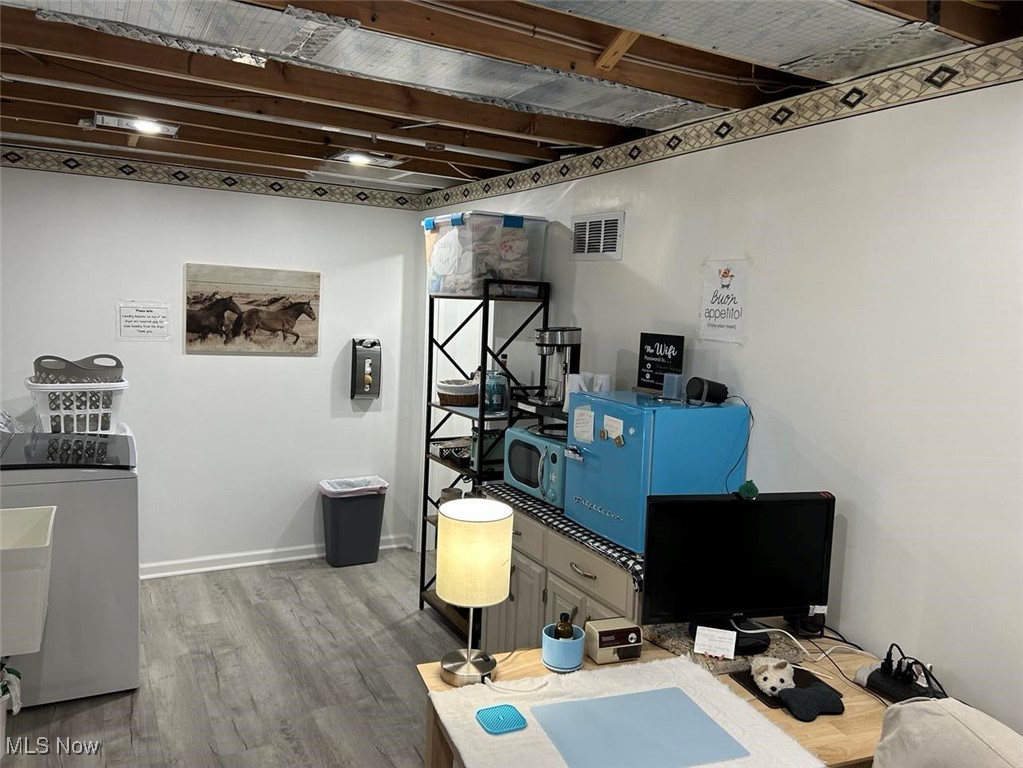 180 Elizabeth Parkway Akron OH 44304