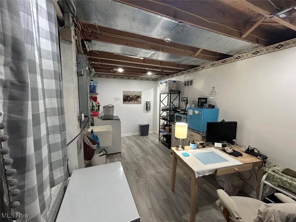 180 Elizabeth Parkway Akron OH 44304