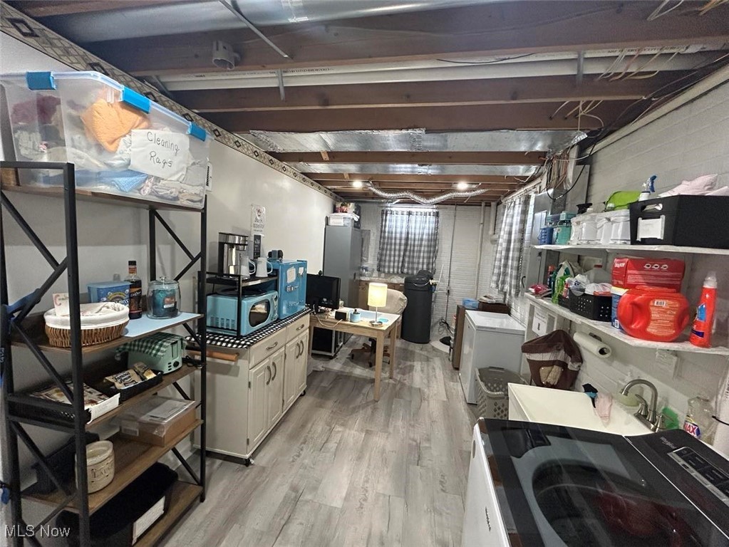 180 Elizabeth Parkway Akron OH 44304