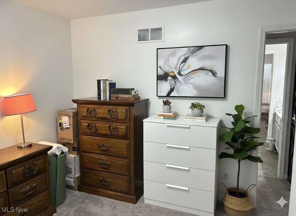 180 Elizabeth Parkway Akron OH 44304