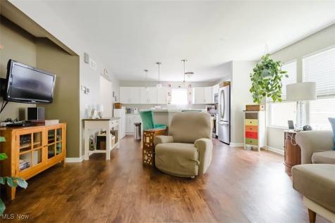 180 Elizabeth Parkway Akron OH 44304
