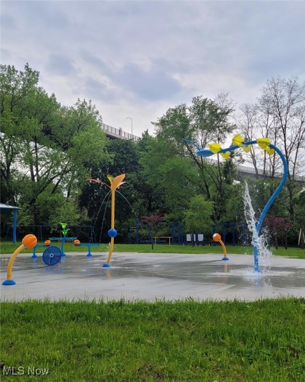 180 Elizabeth Parkway Akron OH 44304