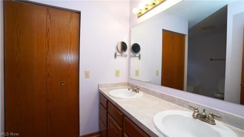 1416 Timbertop Drive Tallmadge OH 44278