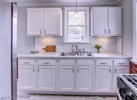 14014 Parkdale Avenue Cleveland OH 44111