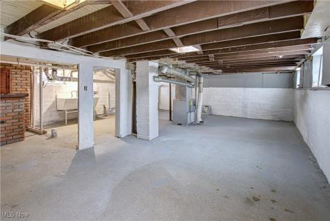 14014 Parkdale Avenue Cleveland OH 44111