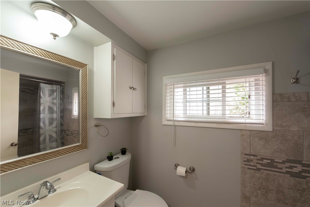 1640 Wiltshire Road Akron OH 44313