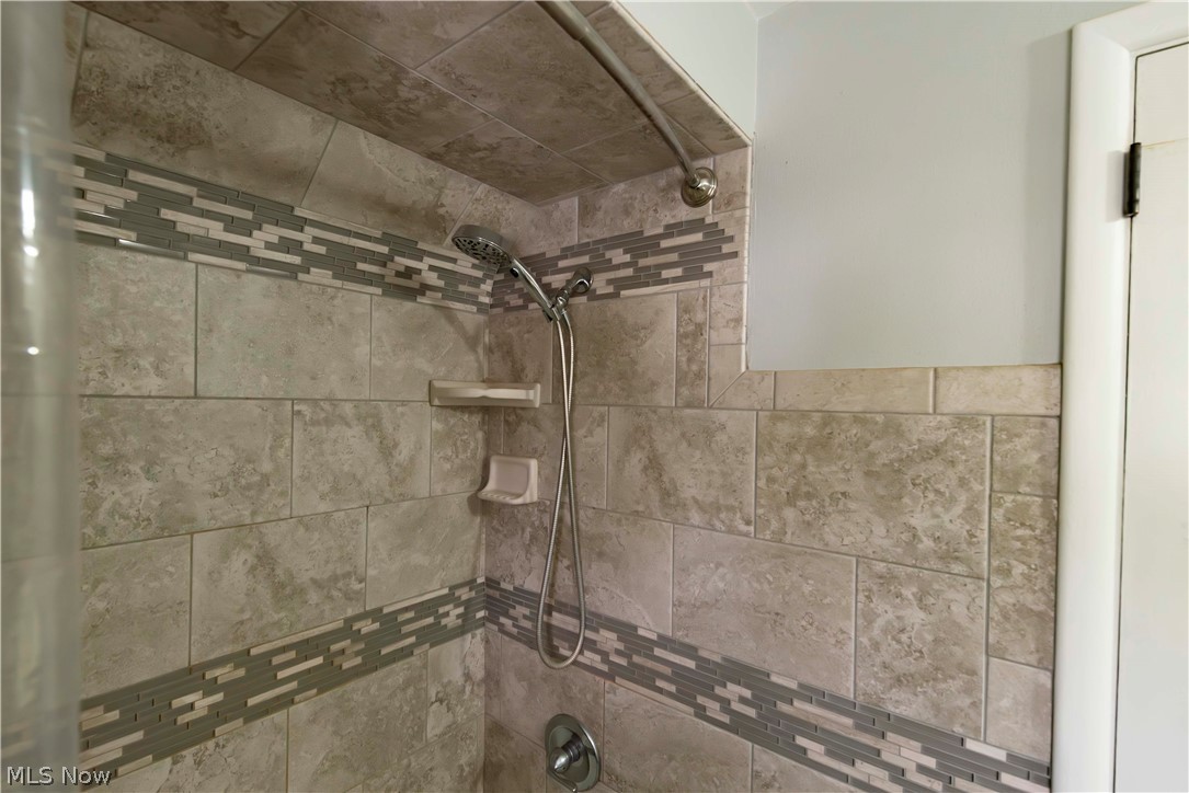 1640 Wiltshire Road Akron OH 44313