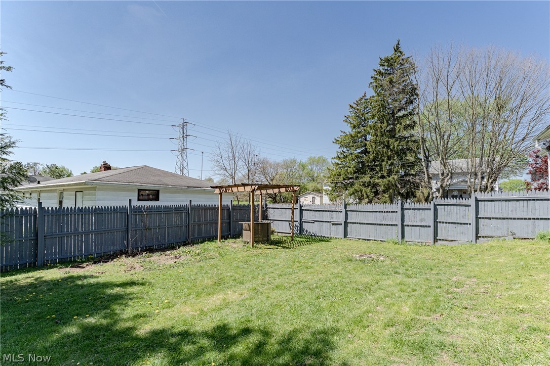 2597 Christensen Avenue Akron OH 44314