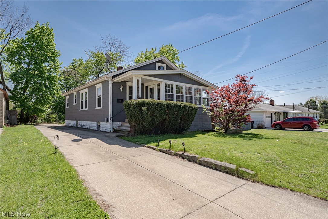 2597 Christensen Avenue Akron OH 44314