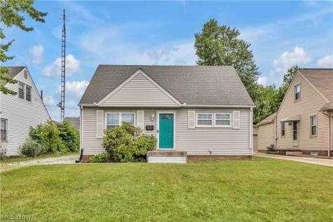 1627 33rd Street NE Canton OH 44714