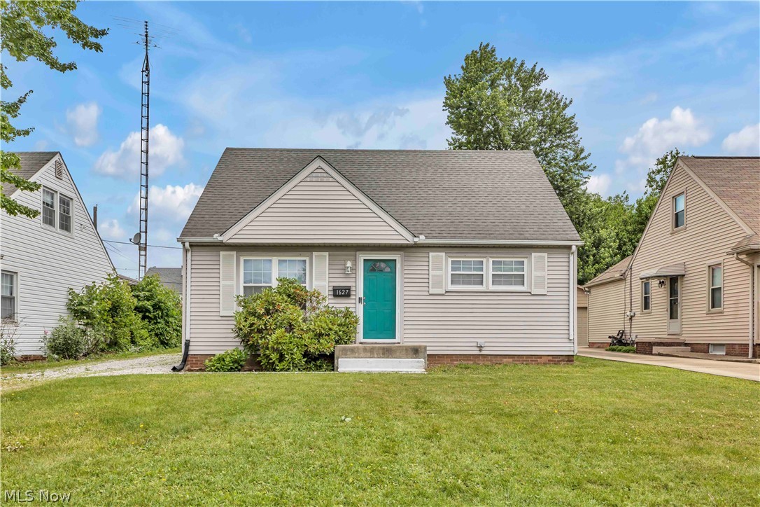 1627 33rd Street NE Canton OH 44714