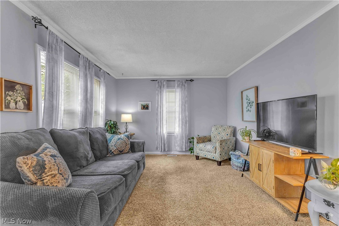 1627 33rd Street NE Canton OH 44714