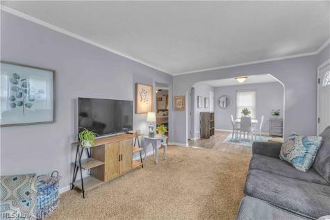 1627 33rd Street NE Canton OH 44714