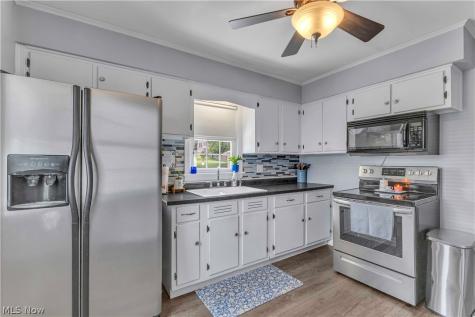 1627 33rd Street NE Canton OH 44714