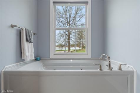 6443 Hills And Dales Road NW Canton OH 44708