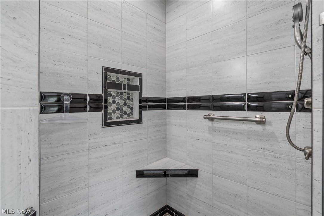 6443 Hills And Dales Road NW Canton OH 44708