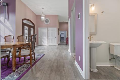 6443 Hills And Dales Road NW Canton OH 44708