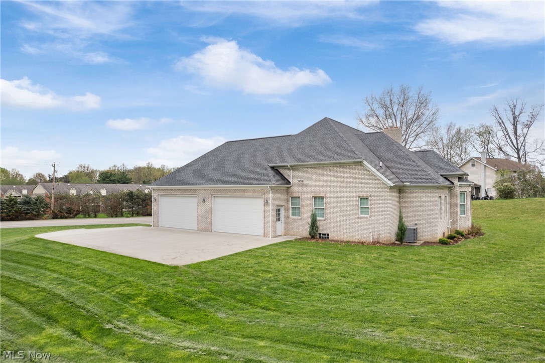 6443 Hills And Dales Road NW Canton OH 44708