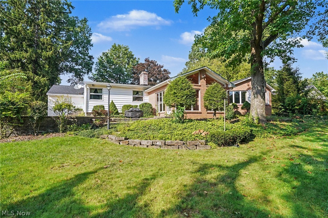 2493 Jennifer Drive Poland OH 44514