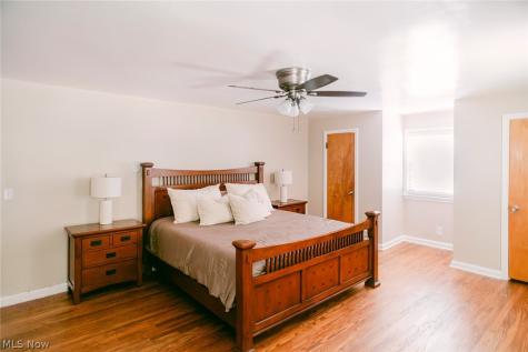 19406 Scottsdale Boulevard Shaker Heights OH 44122