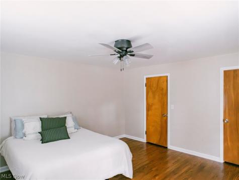 19406 Scottsdale Boulevard Shaker Heights OH 44122