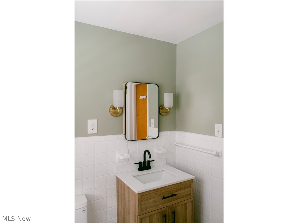 19406 Scottsdale Boulevard Shaker Heights OH 44122