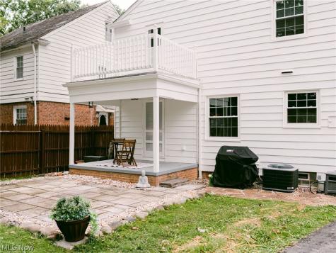 19406 Scottsdale Boulevard Shaker Heights OH 44122
