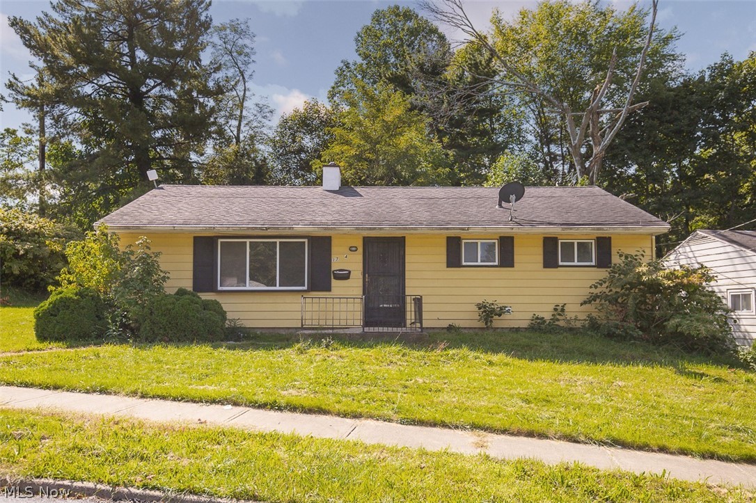 17614 Rook Circle Cleveland OH 44112