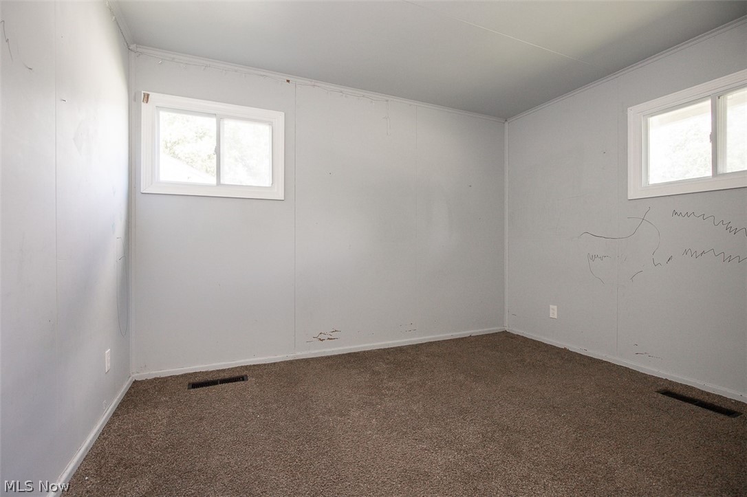 17614 Rook Circle Cleveland OH 44112