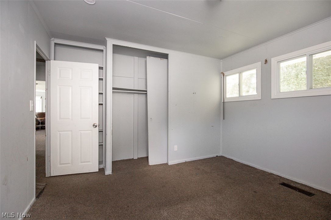 17614 Rook Circle Cleveland OH 44112