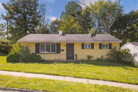 17614 Rook Circle Cleveland OH 44112