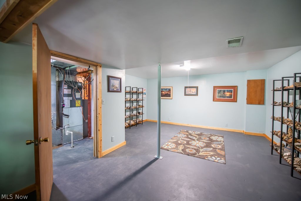 86110 Tappan Highlands Road Uhrichsville OH 44683