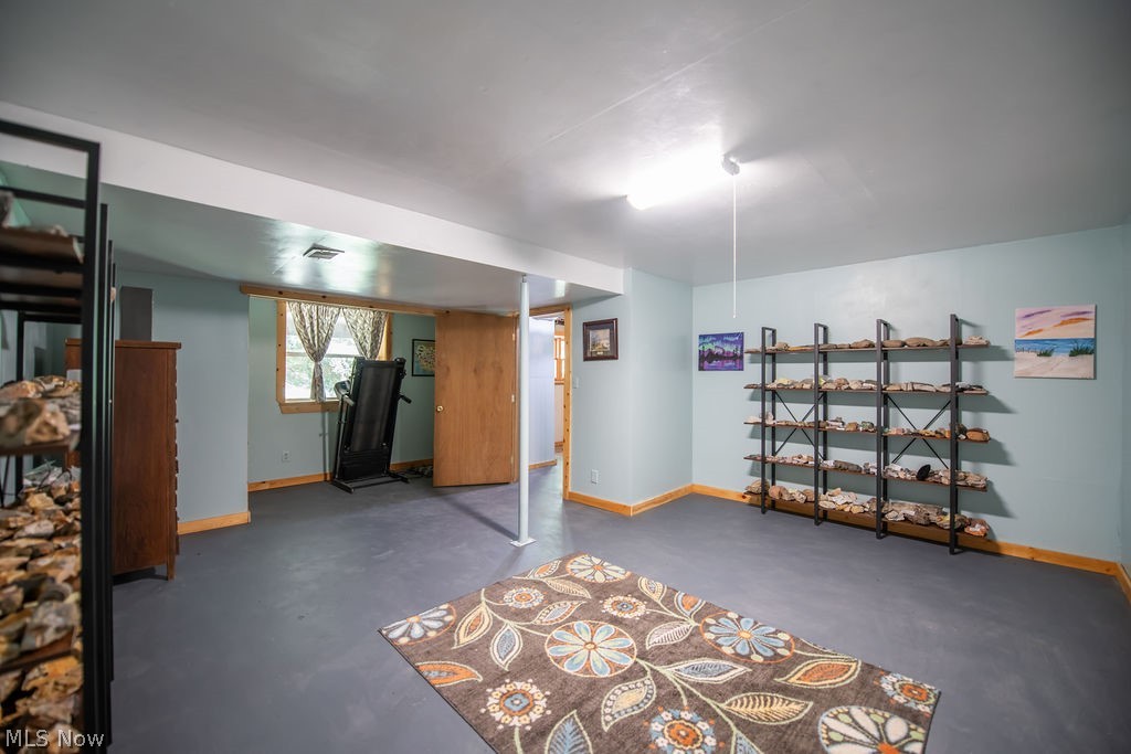 86110 Tappan Highlands Road Uhrichsville OH 44683