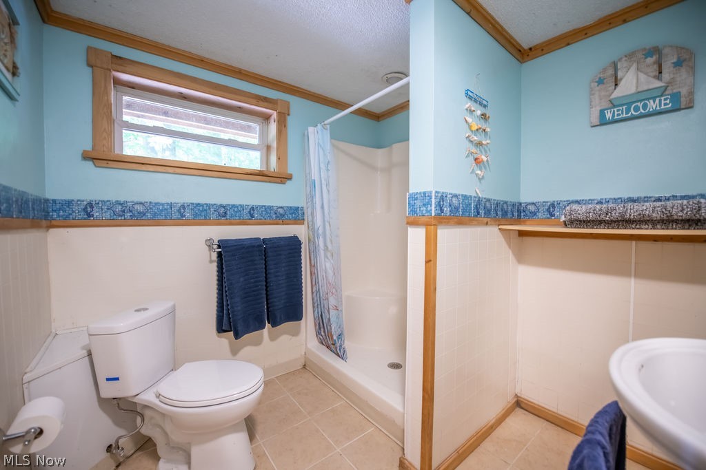 86110 Tappan Highlands Road Uhrichsville OH 44683