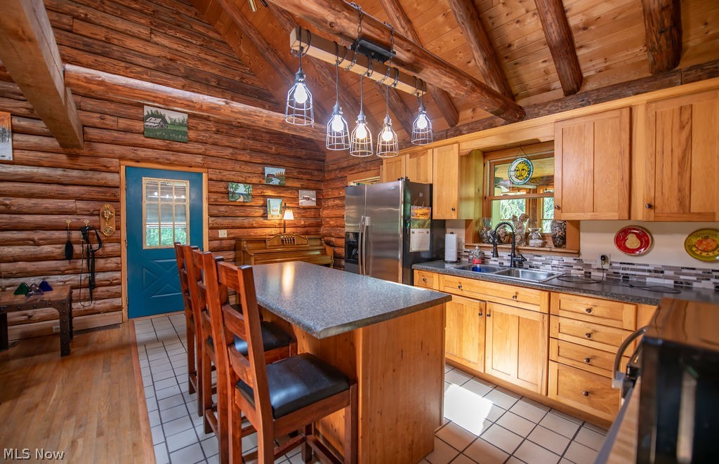 86110 Tappan Highlands Road Uhrichsville OH 44683