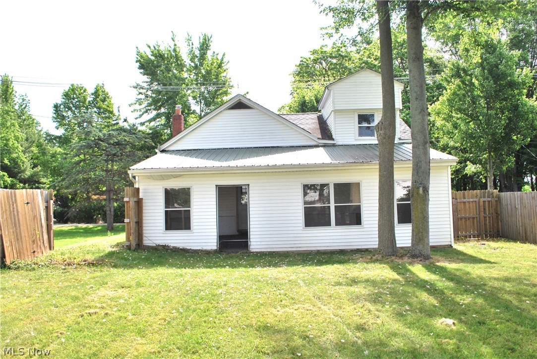 320 Broadway Street Amherst OH 44001