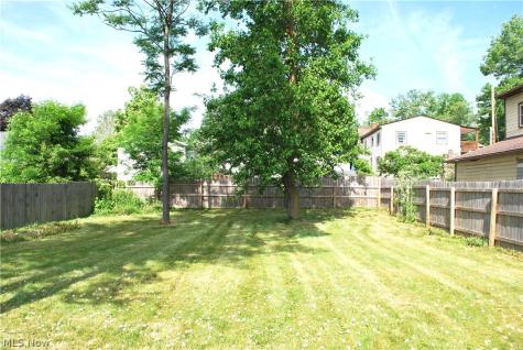 320 Broadway Street Amherst OH 44001