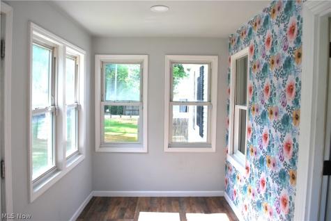 320 Broadway Street Amherst OH 44001