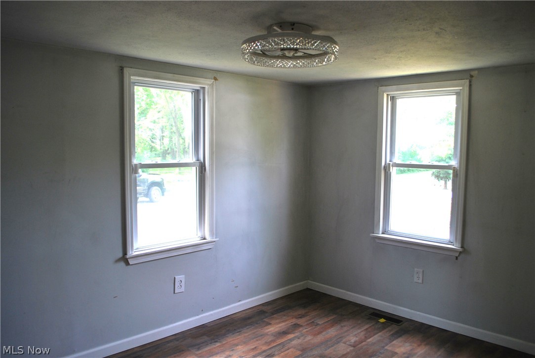 320 Broadway Street Amherst OH 44001