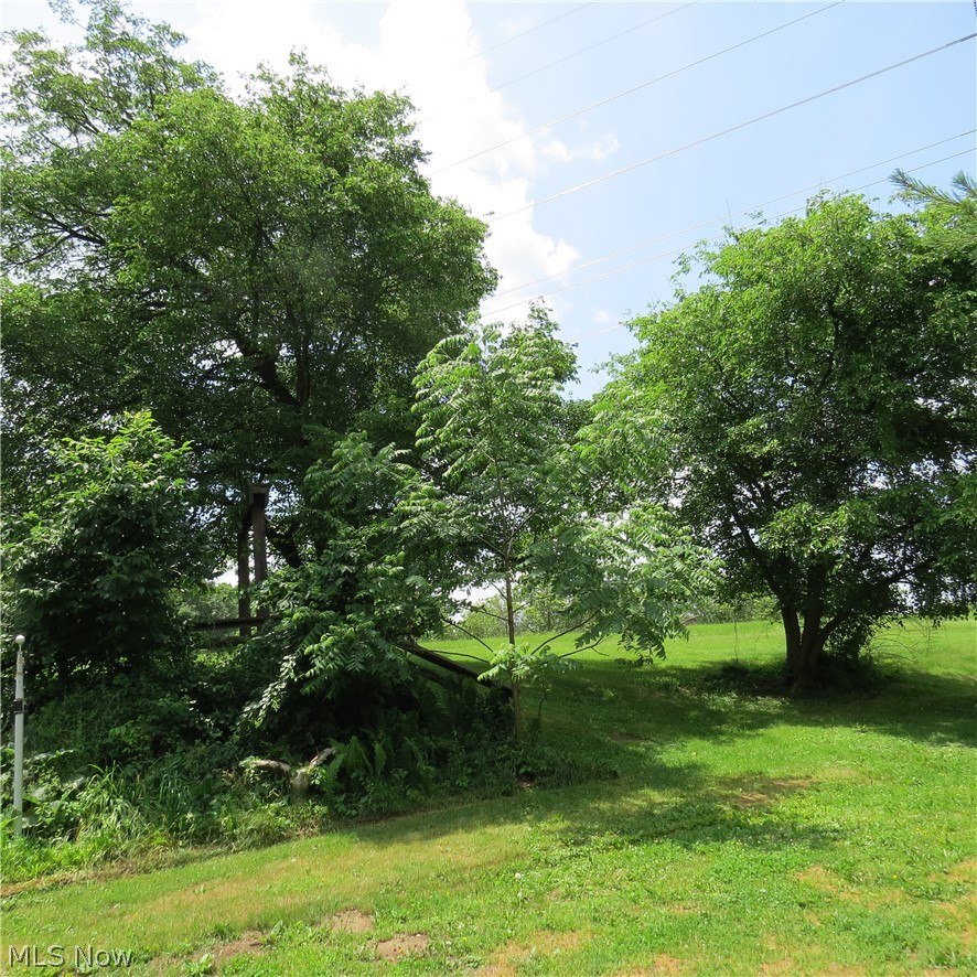 3086 Apollo Road SE Carrollton OH 44615